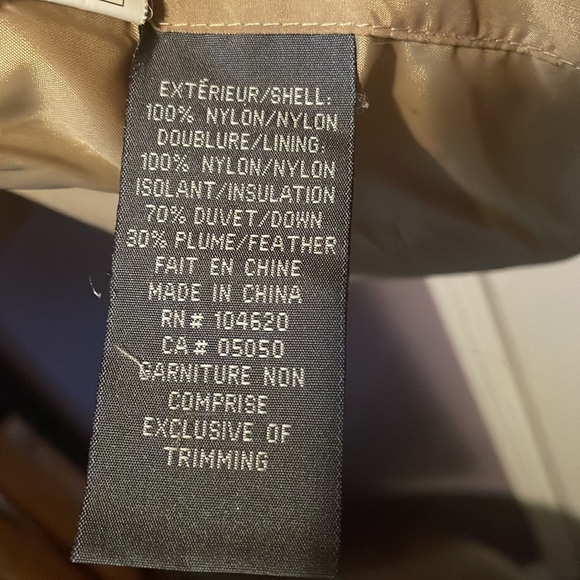 Women’s puffer style jacket - Picture 2 of 4